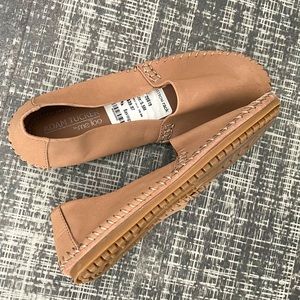 Adam tucker mee too slide on flats